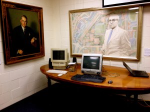 Apple Performa 550 and iMac.