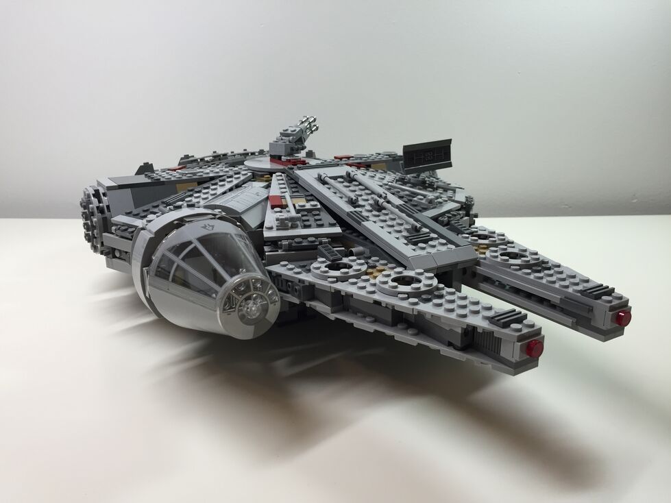 Customized LEGO Star Wars Millennium Falcon 75105