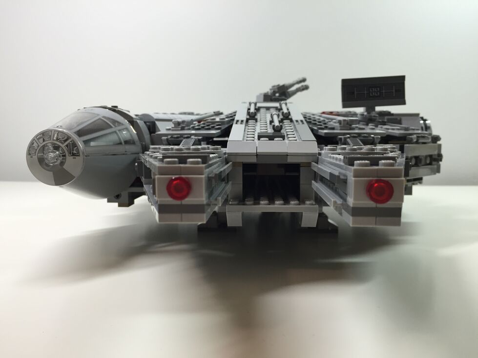 Customized LEGO Star Wars Millennium Falcon 75105