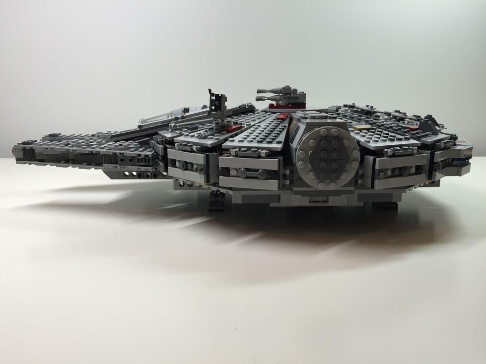 Customized LEGO Star Wars Millennium Falcon 75105
