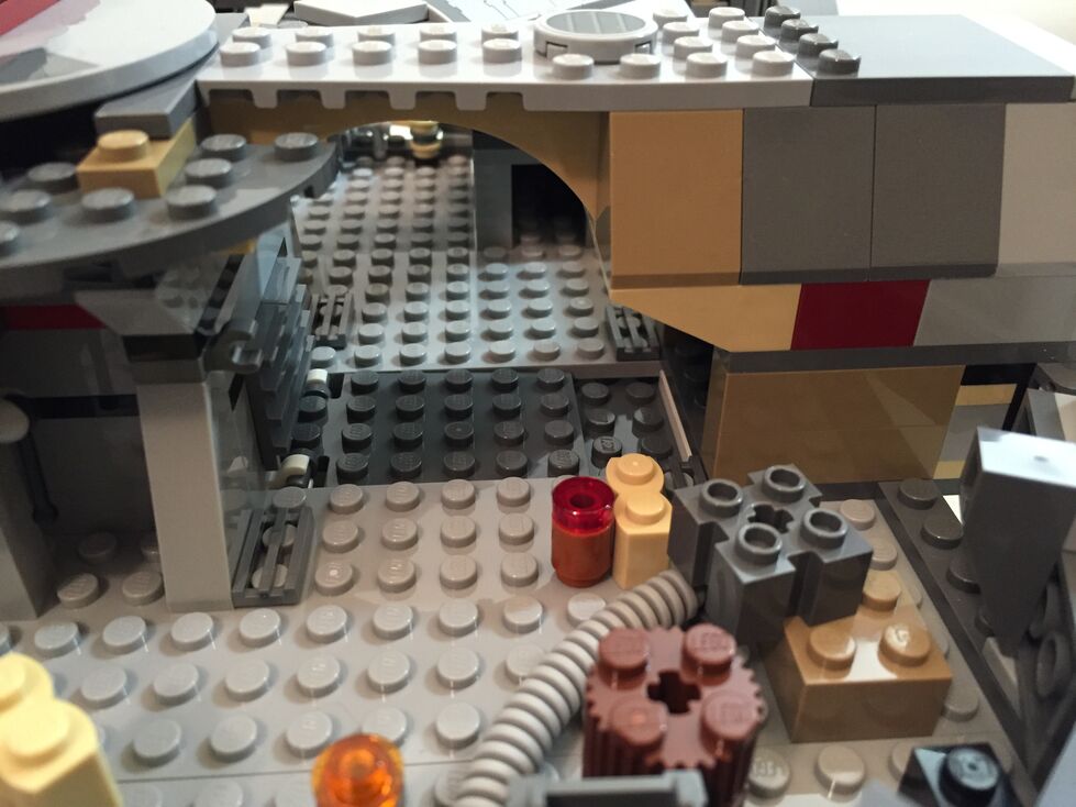 Customized LEGO Star Wars Millennium Falcon 75105