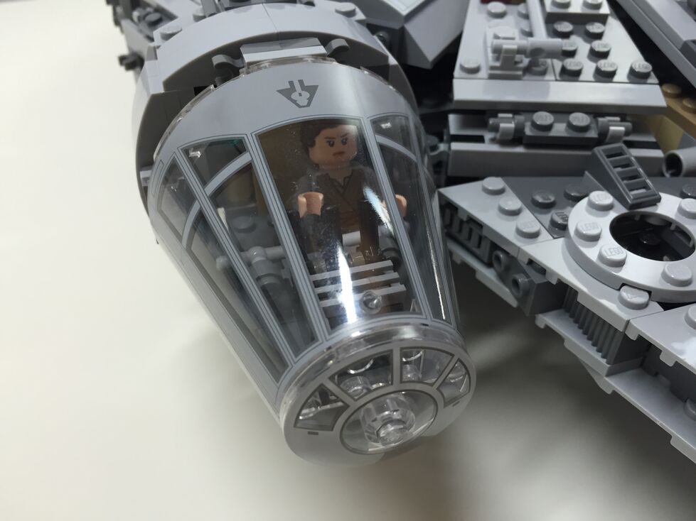 Customized LEGO Star Wars Millennium Falcon 75105