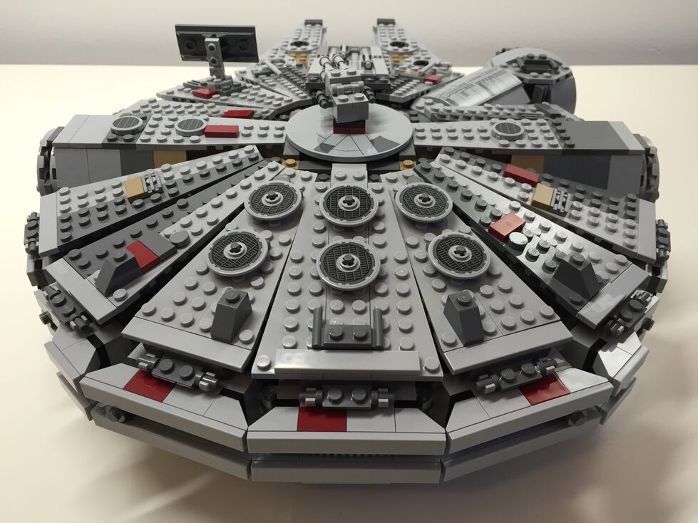 Customized LEGO Star Wars Millennium Falcon 75105