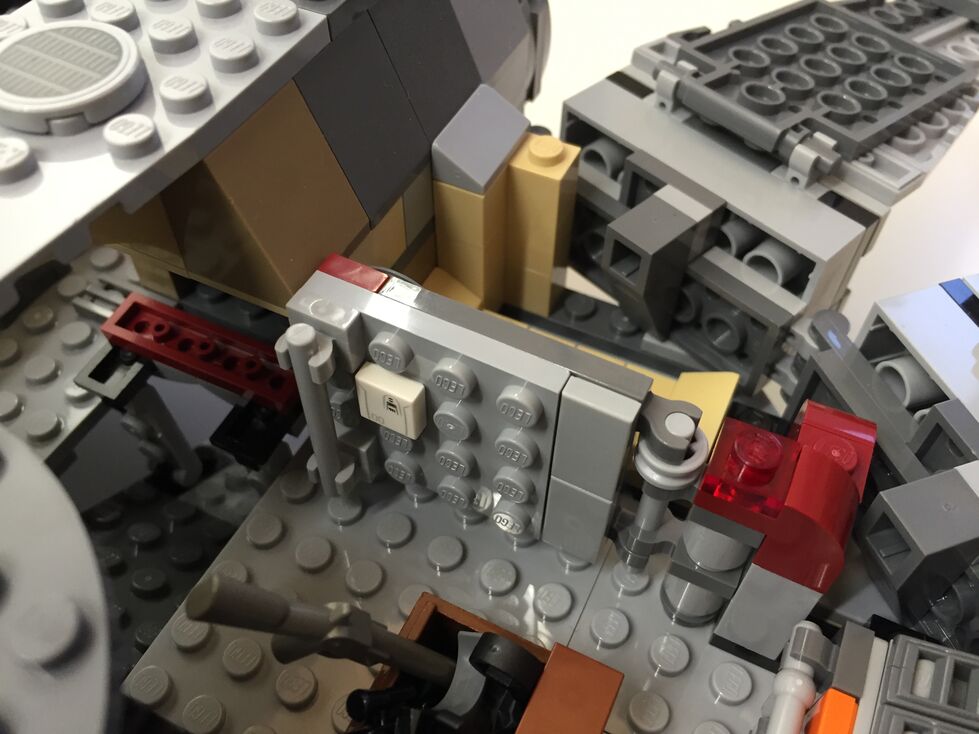 Customized LEGO Star Wars Millennium Falcon 75105