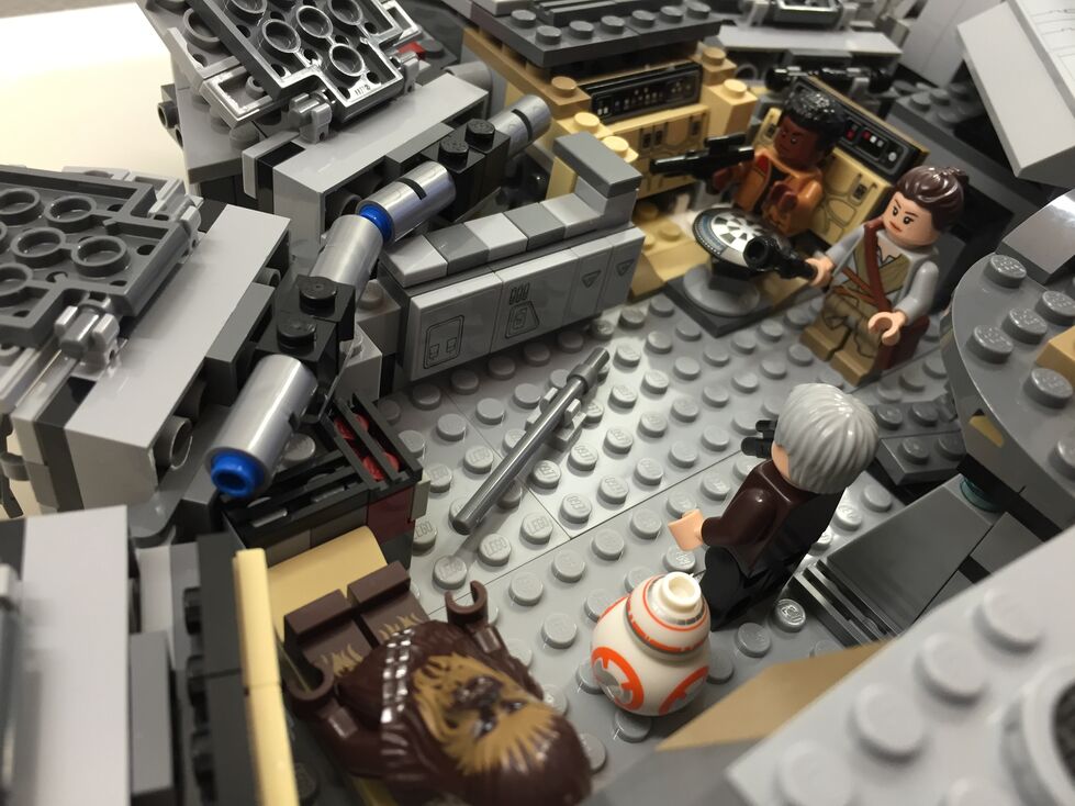 Customized LEGO Star Wars Millennium Falcon 75105