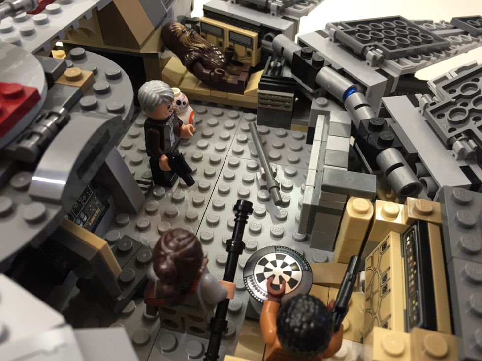 Customized LEGO Star Wars Millennium Falcon 75105