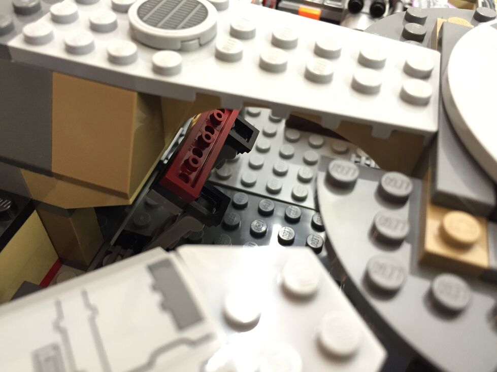 Customized LEGO Star Wars Millennium Falcon 75105