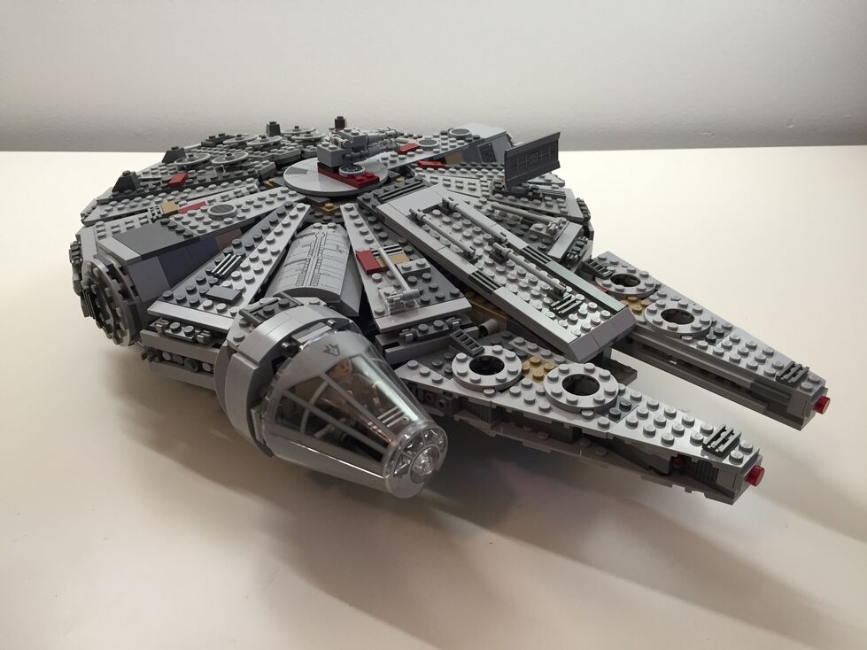 Customized LEGO Star Wars Millennium Falcon 75105