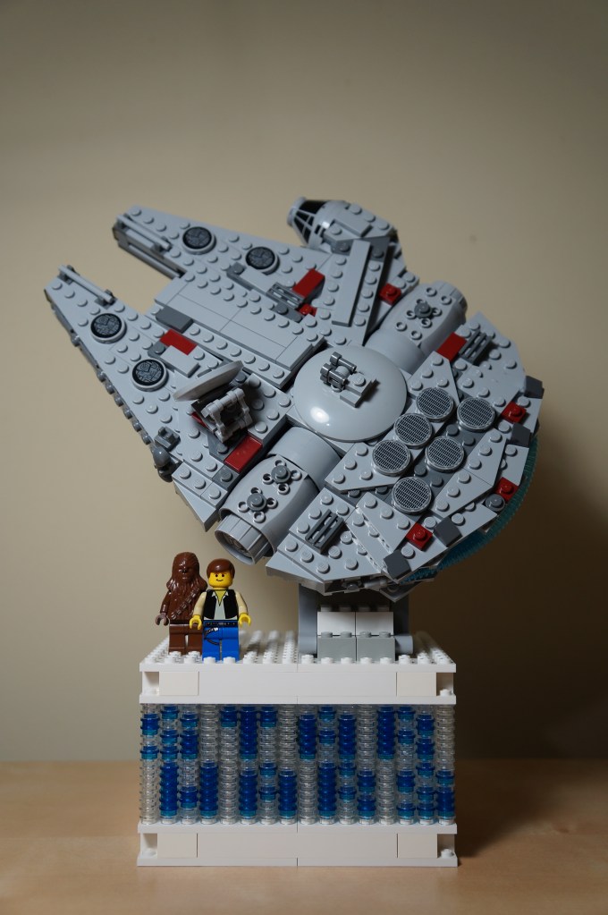 Custom Light-Up Display Stand for LEGO Star Wars Midi-Scale Millennium Falcon 7778 with Han Solo and Chewbacca from 7190