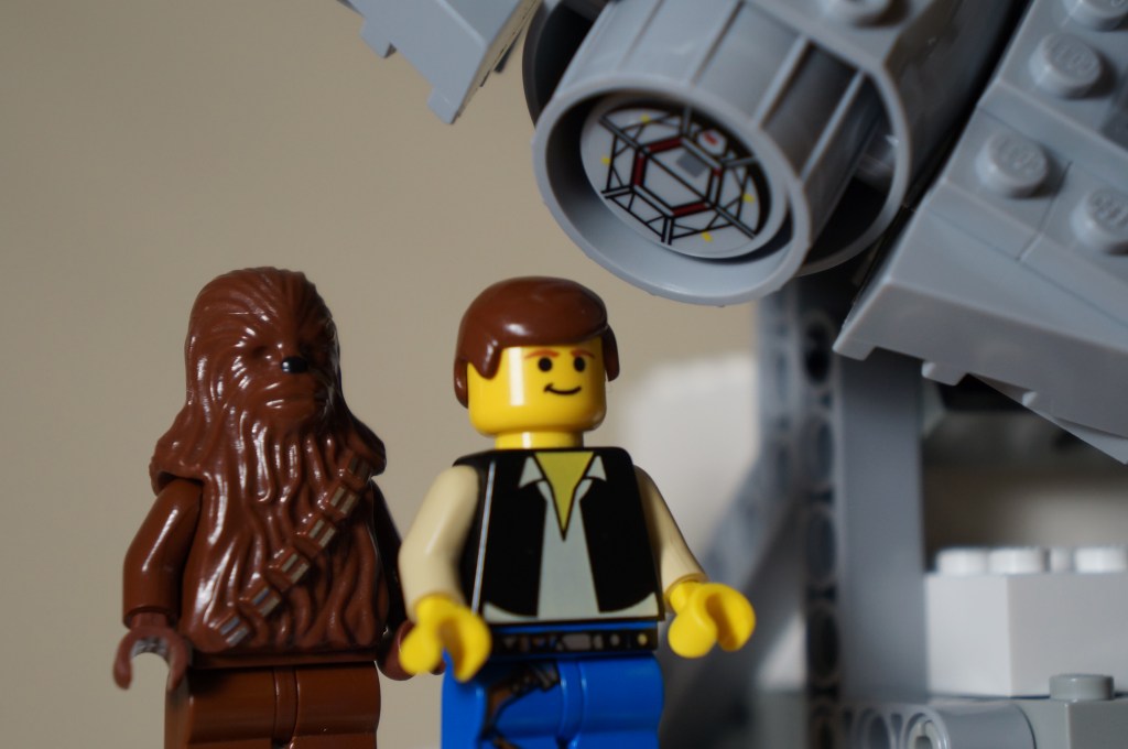 Custom Light-Up Display Stand for LEGO Star Wars Midi-Scale Millennium Falcon 7778 with Han Solo and Chewbacca from 7190