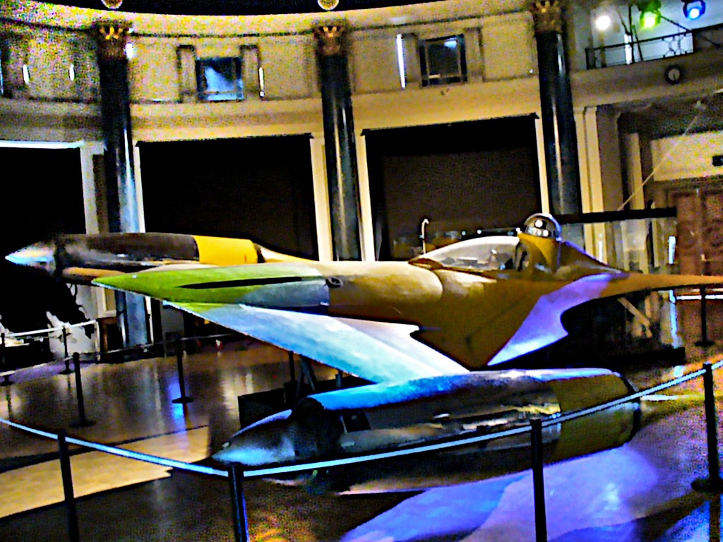 Lifesize Naboo Starfighter with R2-D2