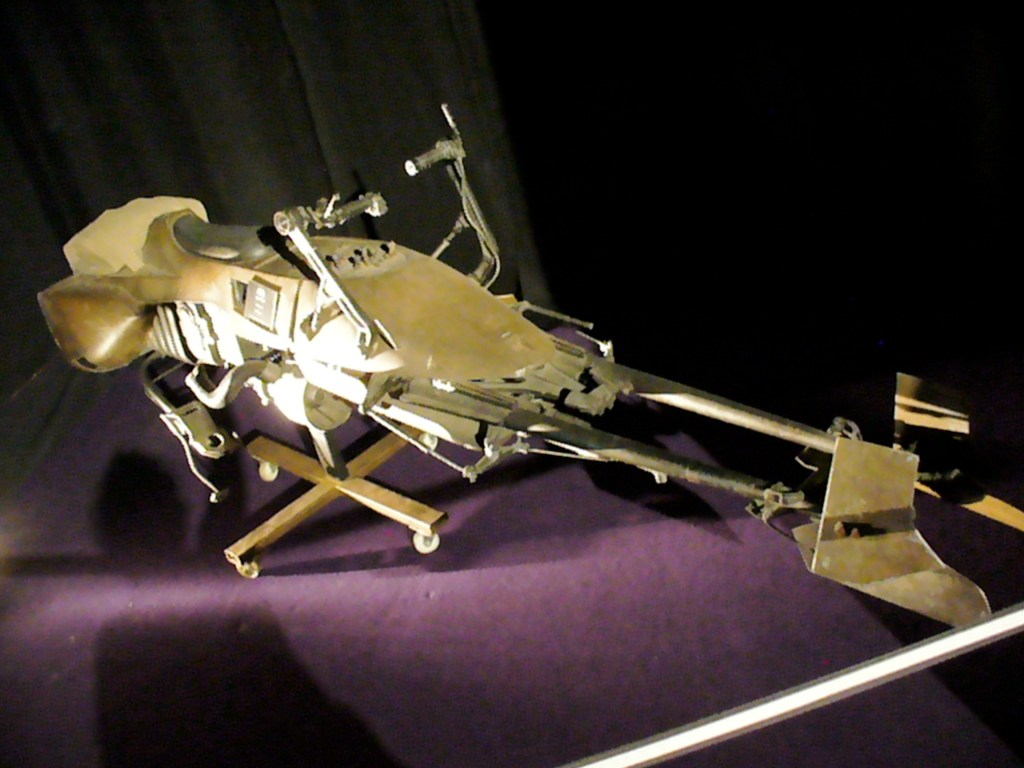 Life-size Speeder Bike