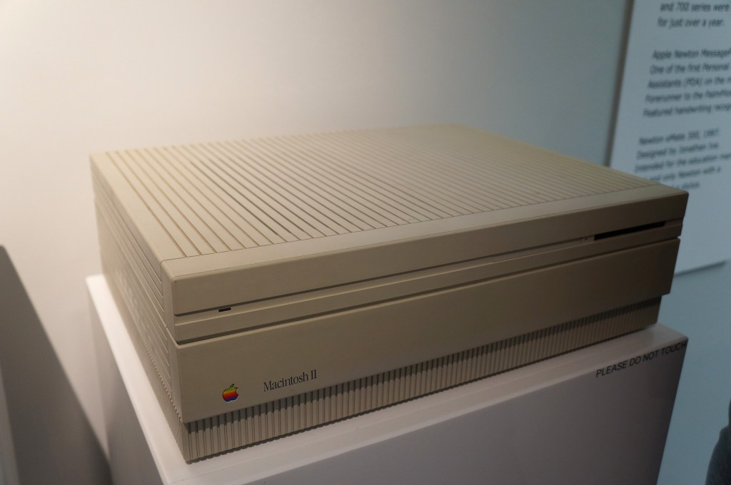 Macintosh II