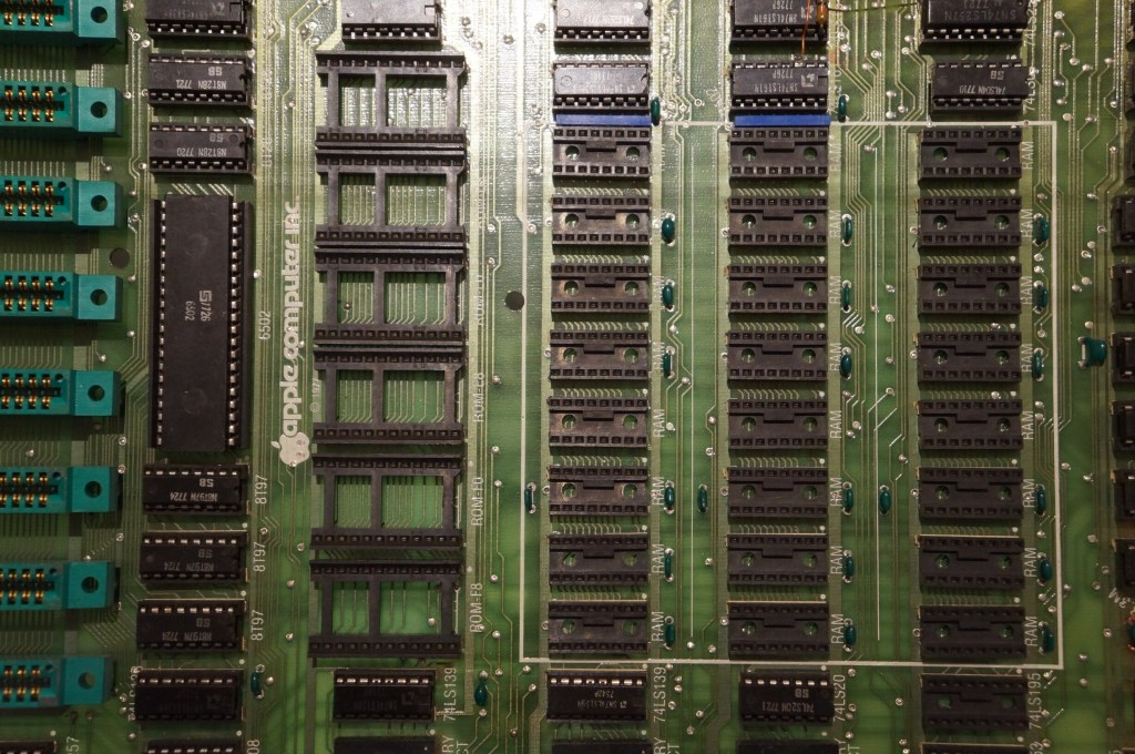 Apple II motherboard