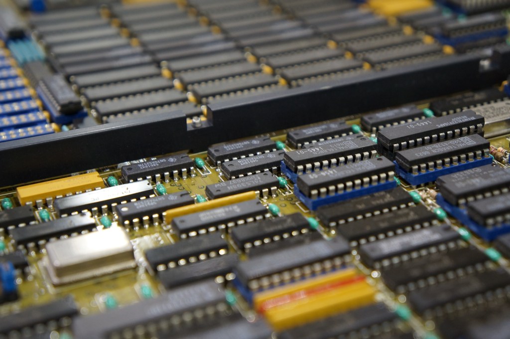 VCFSE 2.0, Exhibition Hall, Logic boards and chips