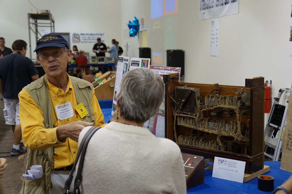 VCFSE 2.0, Exhibition Hall, Jim Steiner explaining his tic-tac-toe computer