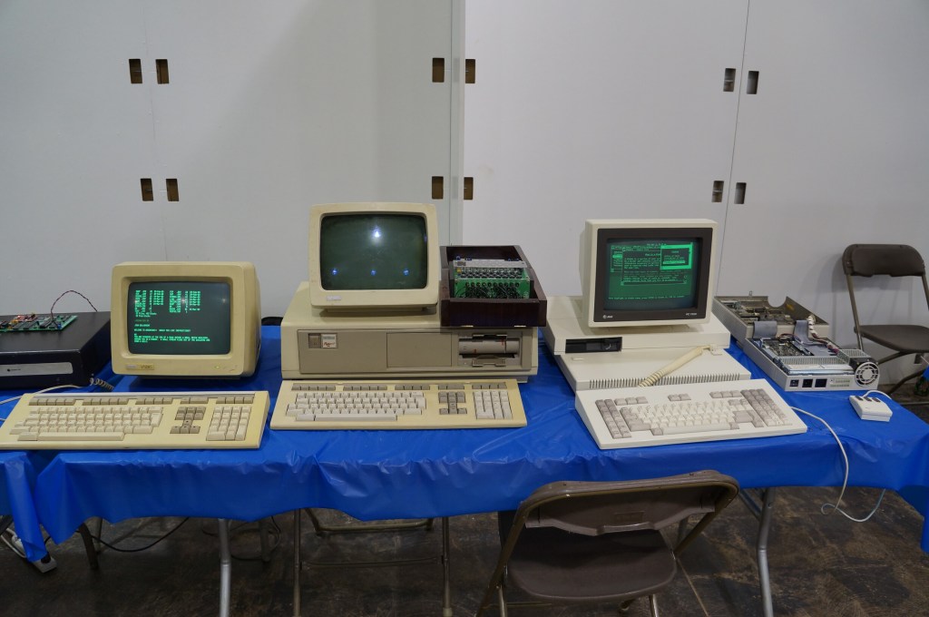 VCFSE 2.0, Exhibition Hall, AT&T Computers