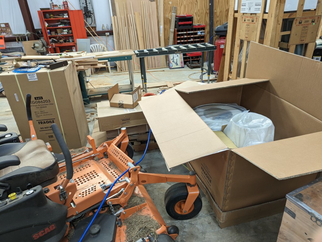 Grizzly G0862 dust collector boxes.