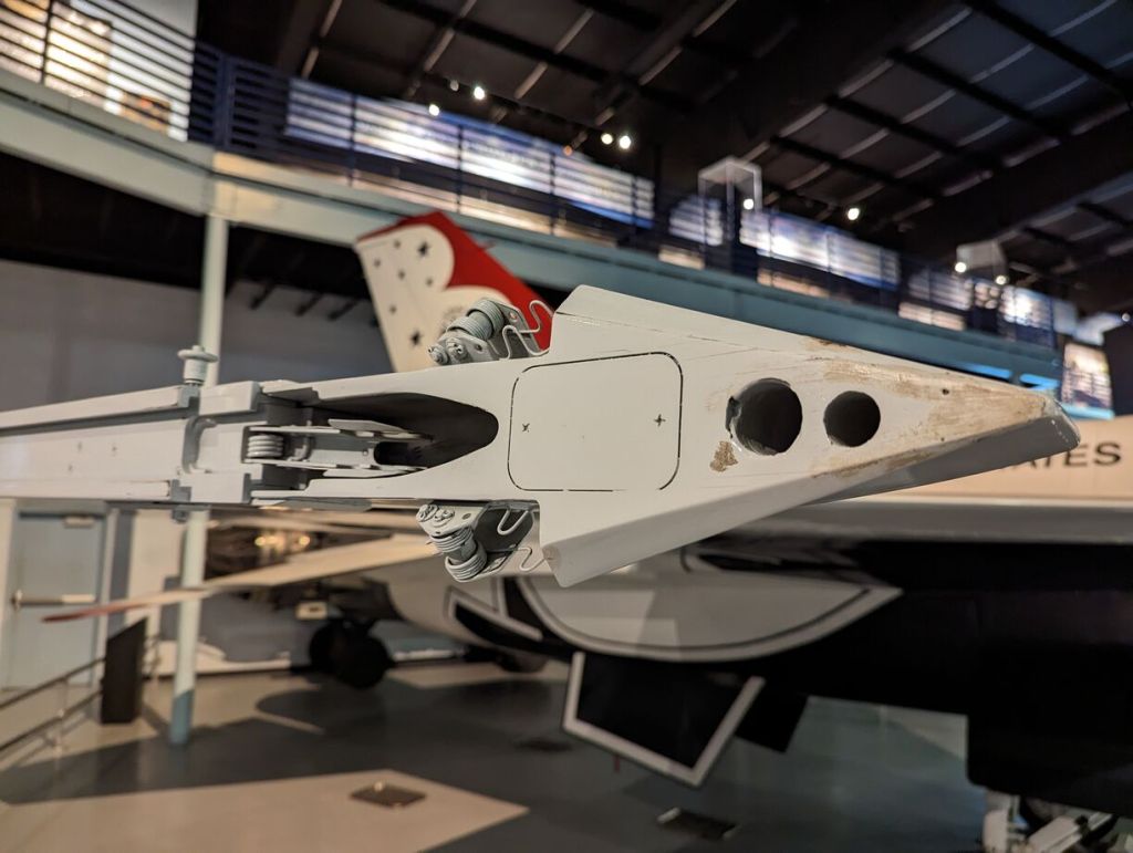 General Dynamics F-16 Fighting Falcon (Thunderbirds), Museum of Aviation, Robins Air Force Base, Warner Robins, GA.