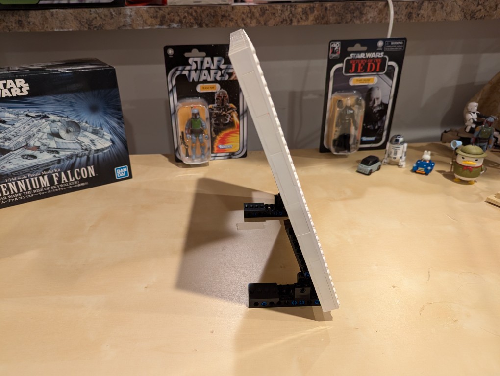 LEGO canvas with display stand installed sideview