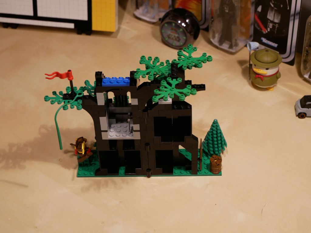 Forestmen's Hideout (6054) build