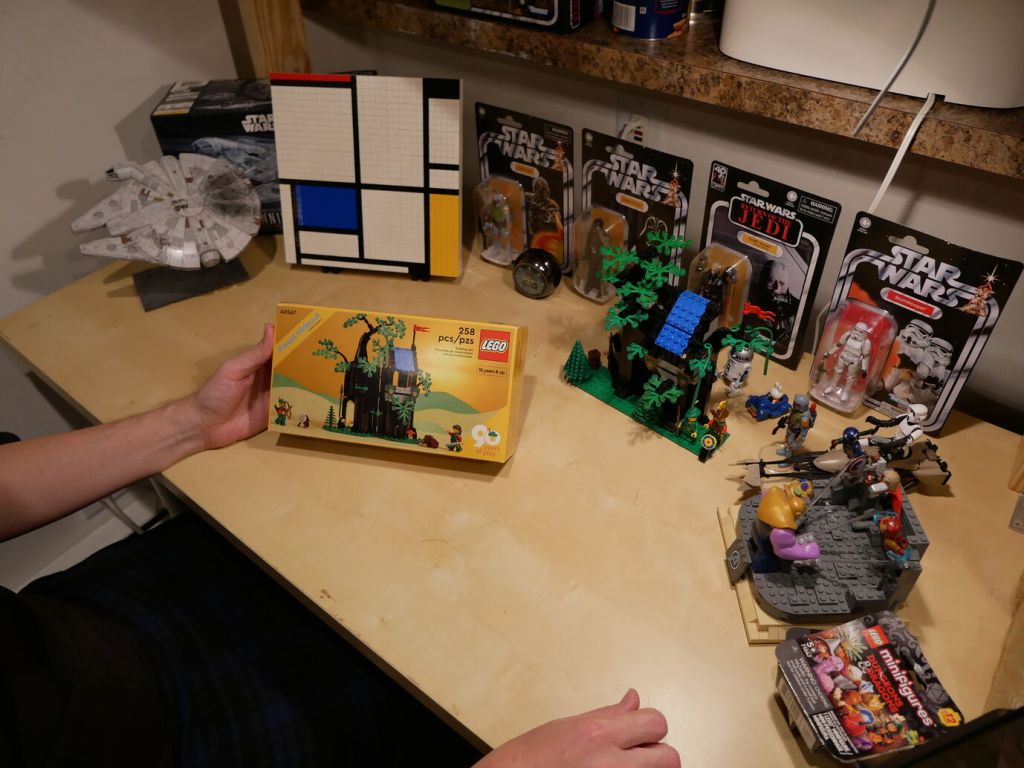 Forest Hideout (40567) build