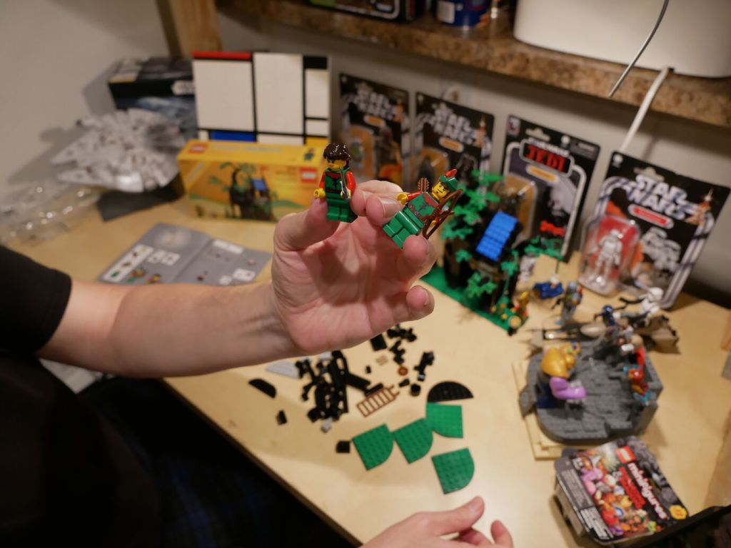 Forest Hideout (40567) build