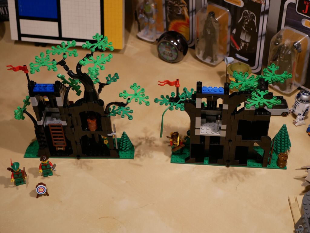 LEGO Forest Hideout (40567) and Forestmen's Hideout (6054)