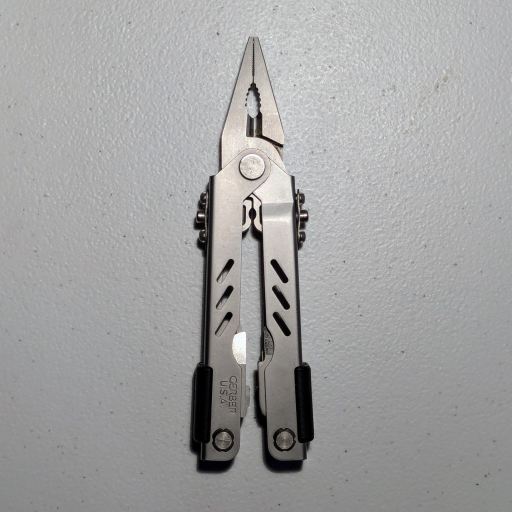 Gerber Multi-Plier 400 Compact Sport, pliers extended