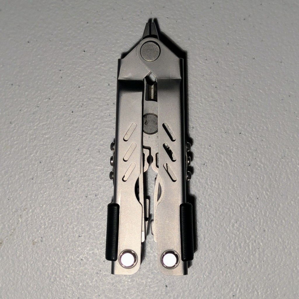 Gerber Multi-Plier 400 Compact Sport, closed